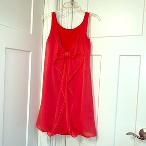 Flowy dress/ back bow